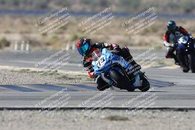 media/Oct-05-2025-CVMA (Sun) [[beeef4f201]]/Race 2-Supersport Middleweight/